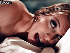 18 jaar, Anaal, Grote mammen, Pijpbeurt, Handbeurt, Shemale, Tiener, Tieten likken