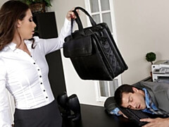 18 años, Culo grande, Verga grande, Tetas grandes, Mamada, Estilo perrito, Flaco, Adolescente