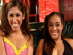 Asiatisch, Grosser arsch, Grosser schwanz, Grosse titten, Blasen, Braunhaarige, Hundestellung