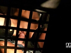 Anal, Bondage domination sadisme masochisme, Brunette brune, Faciale, Doigter, Béant, Hongroise, Rasée
