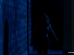 Bondage discipline sadomasochisme, Gebondenheid, Naakte man aangeklede vrouw, Gezichtzitten, Dominante vrouw, Vingeren, Orgasme, Ruw