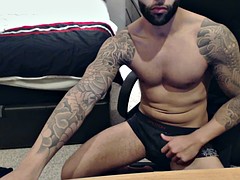 Amateur, Grosse bite, Homosexuelle, Masturbation, Tatouage