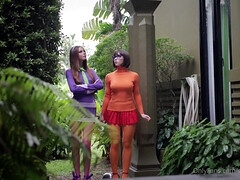 Gros cul, Gros seins, Brunette brune, Fait maison, Lesbienne, Rousse roux, Jouets