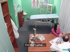 浮気者, 医者, 指いじり, なめる, 看護婦, オフィス, オマンコ, ユニフォーム