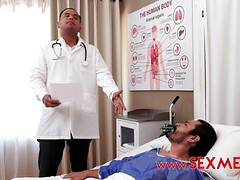 Gros seins, Sucer une bite, Brunette brune, Doigter, Hard, Fille latino, Mère que j'aimerais baiser, Plan cul à trois