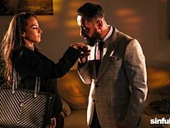 Arsch, Grosse titten, Blasen, Braunhaarige, Hardcore, Lingerie