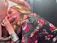 Любители, Минет, В машине, Парочка, Семяизвержение, Секс без цензуры, Каблуки, Милф