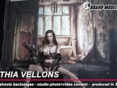 Hinter den kulissen, Grosse titten, Blondine, Tschechisch, Frau, Hd, Milf, Solo