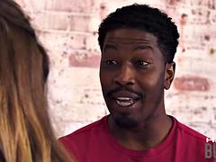 Grote mammen, Zwart, Zichtbare schaamlippen, Mollig, Oudere vrouw, Fetisj, Ondergoed, Rijpe lesbienne