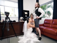 Любители, Анальный секс, Блондинки, Невеста, Брюнетки, Собачьи, Пенис, Чулки