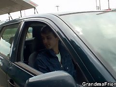 Очки, Зрелые, Два парня и девушка, На природе, На публике, Реалити, Втроем