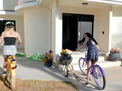 Blond, Bruinharig, Seksspeelgoed, Lesbisch, Likken, Natuurlijke tieten, Kut duiken, Speelgoed