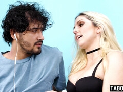 Gros seins, Blonde, Plantureuse, Femme couguar, Hard, Embrassement, Mère que j'aimerais baiser, Belle mère