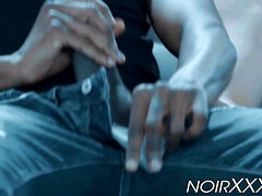 In den arsch, Grosser schwanz, Schwarz, Blasen, Schwanz, Hardcore, Interrassisch, Muskel