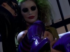 Nana, Gros seins, Sucer une bite, Plantureuse, Faciale, Fétiche des pieds, Latex, Plan cul à trois