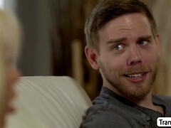 Анальный секс, Большие сиськи, Минет, Глубокая глотка, Секс без цензуры, Хд, Ледибой, Лизание жопы