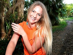 Culo, Rubia, Mamada, Estilo perrito, Pajear, Al aire libre, Afeitado, Adolescente