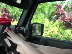 Sperma in mond, Sperma in gezicht, Vriendin, Handbeurt, Orgasme, Buiten, Gezichtspunt, Openbaar