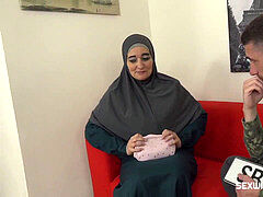 素人, アラブ, フェラチオ, 浮気する, 手コキする