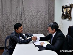 Asiático, Verga grande, Pareja, Penetracion con dedos, Gay, Sexo duro, Besar, Oficina