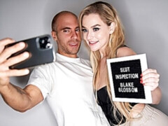 Amateur, Culo grande, Mamada, Masturbación, Tetas naturales, Flaco, Medias largas, Adolescente