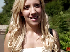 Grosser arsch, Grosser schwanz, Grosse titten, Blondine, Blasen, Hundestellung, Interrassisch, Milf