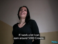 Amateur, Brunette brune, Faciale, Branlette thaïlandaise, Argent, De plein air, Pov, Réalité