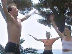 Анальный секс, Большой член, Блондинки, Межрасовый секс, Втроем