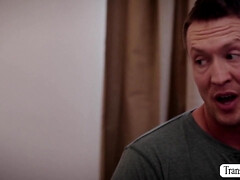 Jane Marie lets her soldier friend fuck her ass