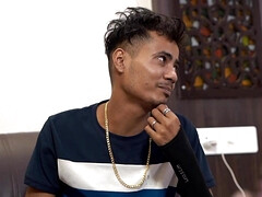 Asiatique, Gros cul, Gros seins, Sucer une bite, Plantureuse, Hard, Actrice du porno, Nénés