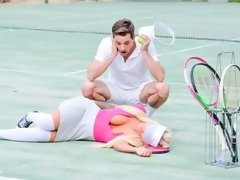 Anal, Gros seins, Sucer une bite, En levrette, Doigter, Embrassement, Mère que j'aimerais baiser, Jupe