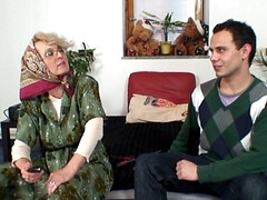 18 jaar, Grote mammen, Blond, Pijpbeurt, Tsjechisch, Rijpe lesbienne, Moeder die ik wil neuken, Realiteit