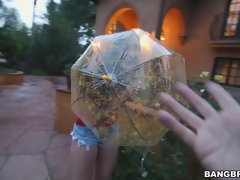 Grote lul, Pijpbeurt, Sperma shot, Sperma in gezicht, Handbeurt, Interraciaal, Monster, Roodharige vrouw