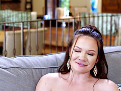 18 летние, Большие сиськи, Парочка, Подружка, Милф, Пирсинг, Киски, Софткор