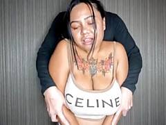 Asiatisch, Grosse titten, Pummelig, Lecken, Milch, Mutti, Monster, Natürlichen titten