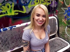 Blondine, Blasen, Spermaladung, Russisch, Jungendliche (18+)