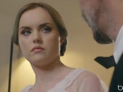 Culo, Mamada, Morena, Estilo perrito, Europeo, Penetracion con dedos, Tetas naturales, Cabello corto