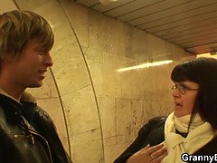 ぽっちゃり, デカ尻, デカパイ, お婆さん, 巨大, 熟年, 自然山雀, オッパイの