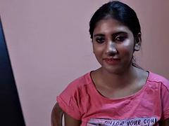 Dubbele penetratie, Handbeurt, Hardcore, Latijnse vrouw, Masseren, Moeder die ik wil neuken, Openbaar