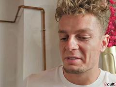 Anal, Grosse bite, Gros seins, Européenne, Hard, Douche, Nénés