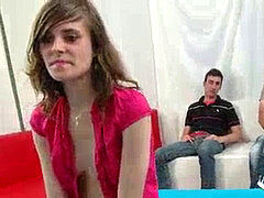 Amateur, Mamada, Morena, Europeo, Penetracion con dedos, Realidad, Trio, Puta