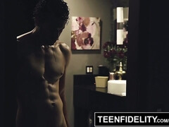 Asiático, Tetas grandes, Tetona, Interracial, Tetas naturales, Estrella porno, Tetas