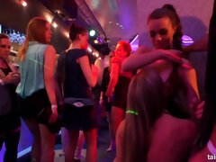 Lieveling, Gek, Erotisch, Handbeurt, Orgie, Feest, Openbaar, Tieten likken