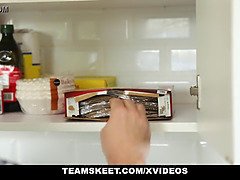 Grosse bite, Tir de sperme, Lesbienne, Mère que j'aimerais baiser, Maman, Belle mère, Adolescente, Plan cul à trois