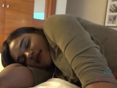 Noire, Éjaculation interne, Noir ébène, Branlette thaïlandaise, Pov, Mamelons bombés, Tatouage, Nénés