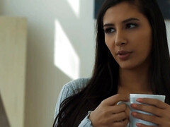 Arsch, Blasen, Braunhaarige, Hardcore, Latina, Muschi, Jungendliche (18+), Titten