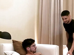 Blasen, Braunhaarige, Erstes mal, Handjob, Hd, Masturbation, Monster, Pornostars