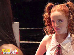 Grosser arsch, Blasen, Britisch, Hochschule, Reif, Rotschopf, Jungendliche (18+), Flotter dreier