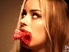 Culo grande, Verga grande, Tetas grandes, Rubia, Mamada, Estilo perrito, Adolescente