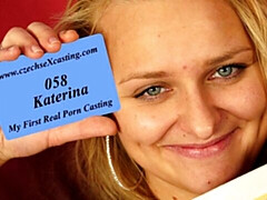 Grosser arsch, Grosser schwanz, Blondine, Blasen, Hundestellung, Natürlichen titten, Jungendliche (18+), Titten